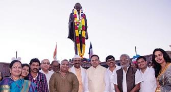 Texas city gets Mahatma Gandhi statue