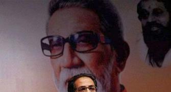 Sena warns BJP against relying on Pawar