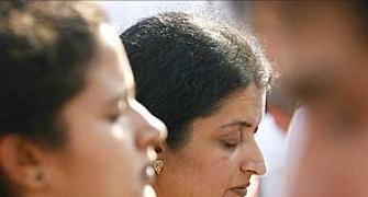 Kavita Karkare, wife of ATS chief killed in 26/11, passes away