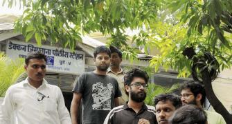 Arrested FTII students get bail