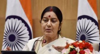 NSA-level talks: India sets midnight deadline for Pakistan