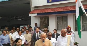 PM announces Rs 1,000 cr flood relief for Tamil Nadu