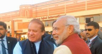 Parties bicker over Modi's Pakistan visit