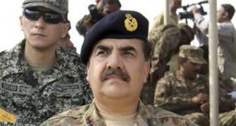 Pak army chief in Afghanistan to revive talks with Taliban