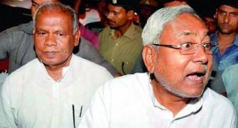 Manjhi quits as Bihar CM ahead of trust vote
