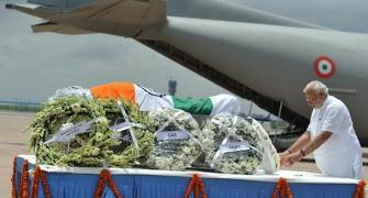 APJ Abdul Kalam's body brought to Delhi; President, PM pay tributes