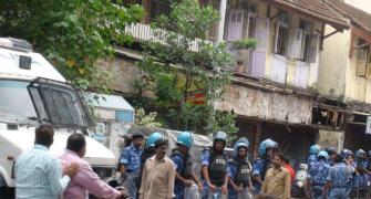 Under security cover of 30,000 cops, Yakub buried in Mumbai
