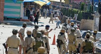 Clashes break in Srinagar amid strike by separatists; 2 hurt