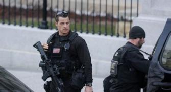 Did drunk Secret Service agents crash into White House?
