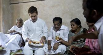 PHOTOS: Over fish-curry rice and selfies, Rahul slams Modi over fishermen's woes