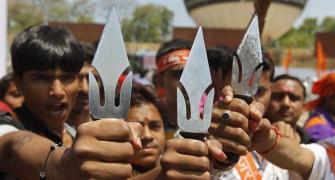 BJP dares Bihar government to ban VHP meeting