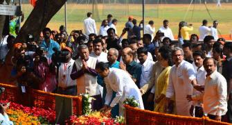 Images: Shiv Sena pays tribute to Bal Thackeray