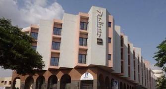 Gunmen attack luxury hotel in Mali, take 170 people hostage
