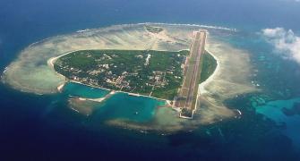 US rejects Chinese claims in South China Sea