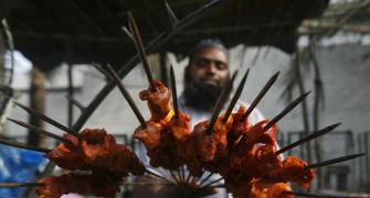 Ahmedabad bans non-veg food stalls on public roads