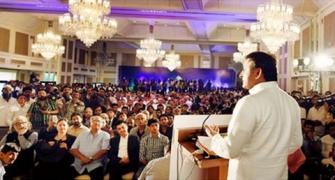 In Mumbai, Akhilesh goes all out to re-cast UP in new mould