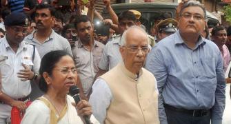 Kolkata flyover collapse: Mamata faces poll bouncer