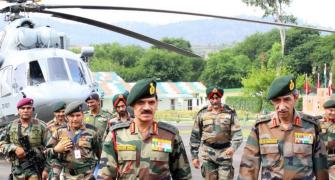 Army chief Dalbir Singh reaches Handwara, Kupwara, reviews security