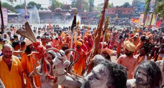 Kumbh: Woman seer demands facility at par with males; arrested