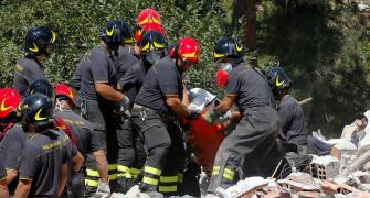 Italy earthquake: Death toll climbs to 267 as hopes for more survivors fade