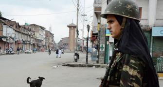 Kashmir curfew ends, but separatists' shutdown continues