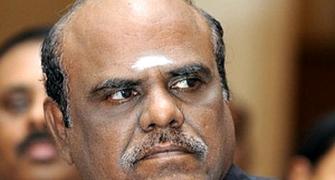 Justice Karnan demands Rs 14 crore relief from Supreme Court