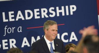 US election 2016: Jeb Bush drops out of Republican race