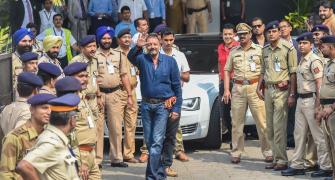 'Good boy' Sanjay Dutt needed stern words to wear jail uniform