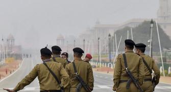 India gears up for R-Day celebrations amidst tight security