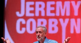 Pressure mounts on UK Opposition leader Corbyn to quit