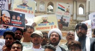 'Modi must say Zakir Naik is spreading hatred'