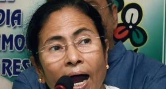 In the backdrop of sting, Mamata slams opposition, 'section of media'