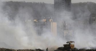 Sena minister blames BJP for toxic fire at Mumbai dumping ground