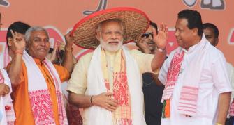 I sold Assam tea, have special bond with this state: Modi
