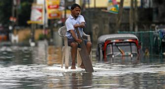 71 killed, 127 missing in Lanka floods, India sends aid