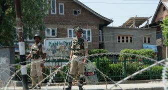 Security forces deployed in Srinagar to prevent seperatists' rally