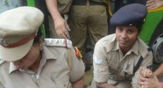 Delhi Police drags, detains missing JNU student Najeeb's mother