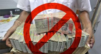 Video: Mumbai reacts to Modi's war on black money