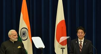 War on cash, India-Japan n-deal: Modi bends like Beckham