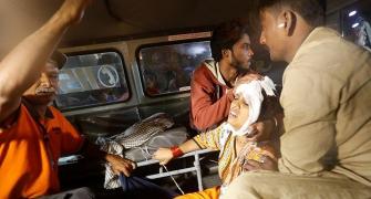 Balochistan: Sufi shrine blast toll rises; Islamic State says we did it
