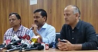 Kejriwal calls note ban a 'fraud', seeks rollback
