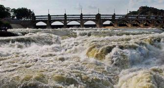 Karnataka releases Cauvery water to TN, stir erupts