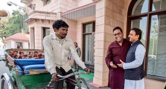 The UP rickshaw puller who earned the ride of a lifetime