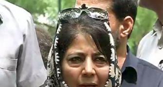 Mehbooba invites separatists for talks with all party delegation in Kashmir