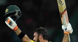 Maxwell fires Australia to world record 263