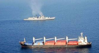 India, China warships foil pirate attack in Gulf of Aden