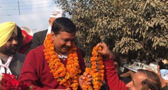 Kejriwal again asks voters to accept money from parties