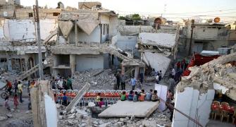 Amid rubble and ruin, Syrians break Ramzan fast