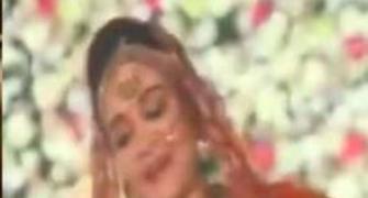 WATCH: Mulayam Singh Yadav's bahu Aparna dances to Padmavati tune