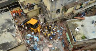 7 killed in building collapse in Bengaluru